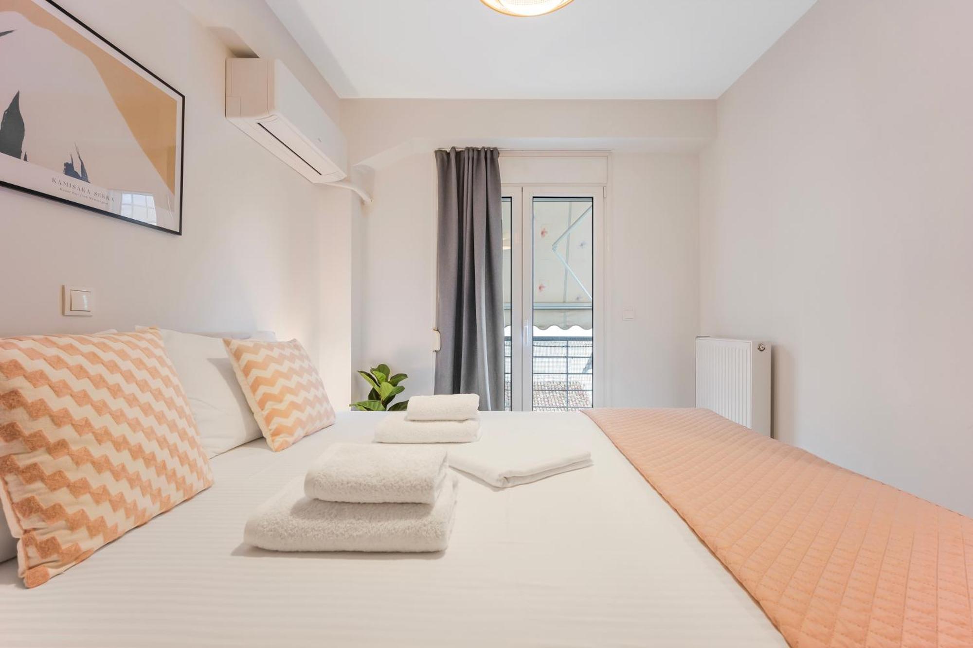 Elegant 2Bd Apartment Near Acropolis By Ilsofoir Collection Athens Exterior photo